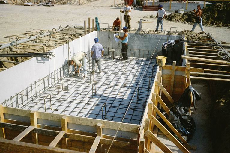 PRIMERI VGRADNJE HIDROIZOLACIJSKE BENTONITNE MEMBRANE